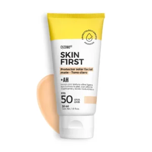 Protector Solar Facial Skin First con color Tono Claro, 50ml