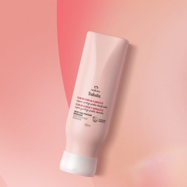 Crema para peinar reparadora Tododia flor de cereza y aguacate - 180ml